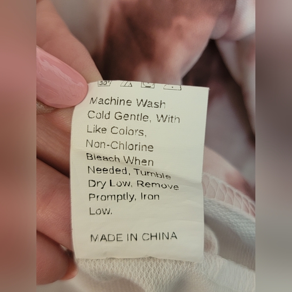 USA Tie Dye Cropped Sweatshirt Size M - Picture 8 of 8